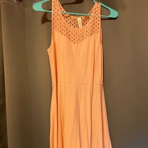 Aero pink dress